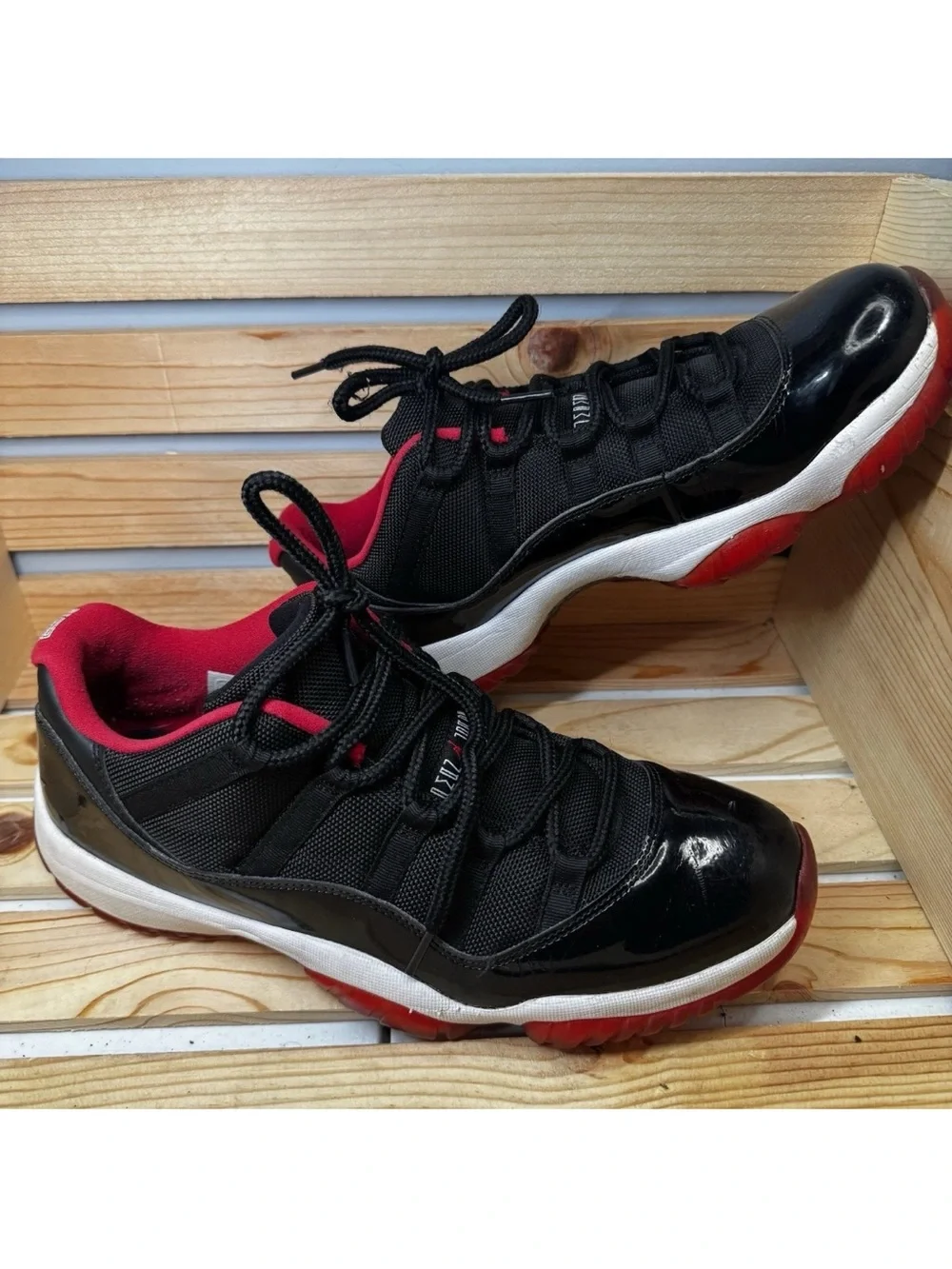 Air Jordan Retro 11 Low Bred 2015 Sneakers Shoes [528895-012] Men's Size 10.5